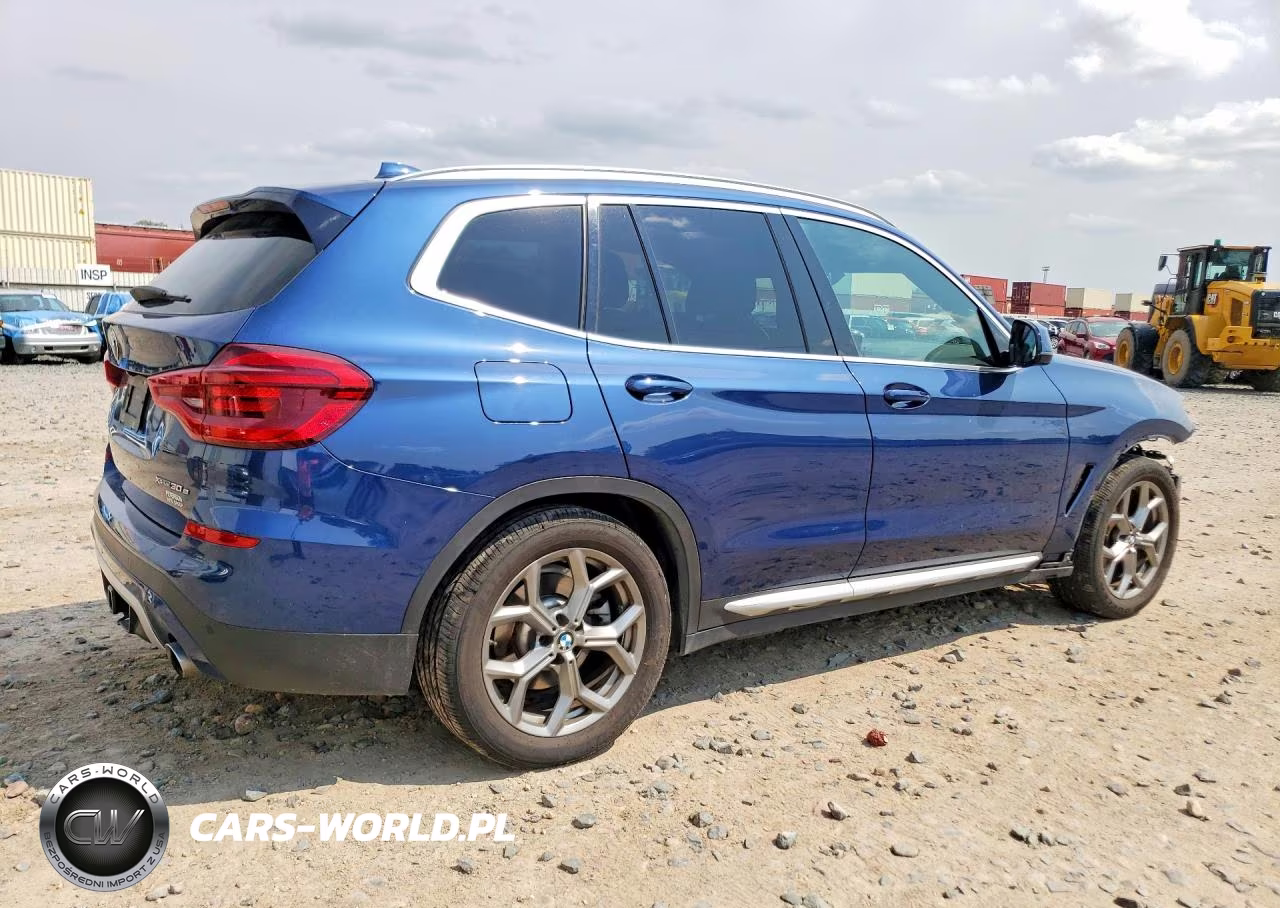 2021 BMW X3 xDrive30E VIN:5UXTS1C01M9E85552 - 3