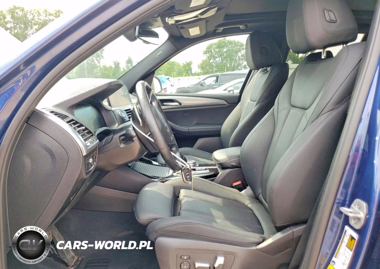 2021 BMW X3 xDrive30E VIN:5UXTS1C01M9E85552 - 7