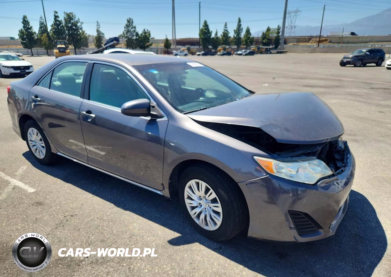 2013 Toyota Camry Le VIN:4T4BF1FKXDR336700 - 4