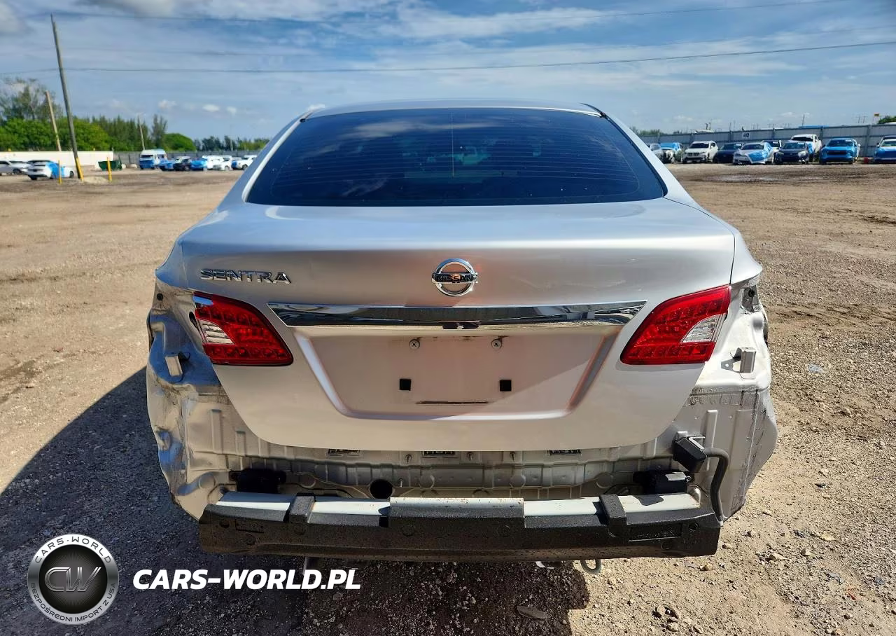 2015 Nissan Sentra S VIN:3N1AB7APXFY348537 - 6