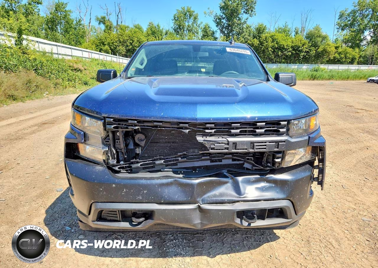 2019 Chevrolet Silverado K1500 VIN:1GCPYAEH7KZ420784 - 5