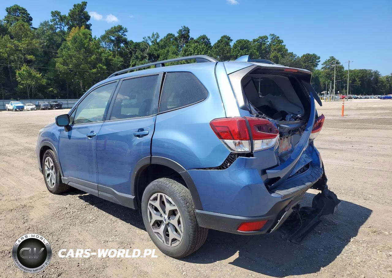 2020 Subaru Forester Premium VIN:JF2SKAJC6LH546066 - 2