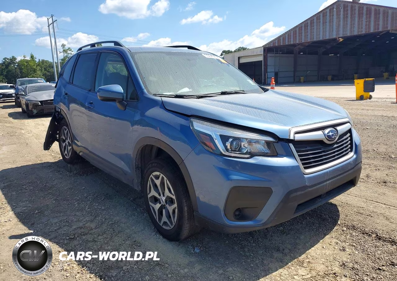 2020 Subaru Forester Premium VIN:JF2SKAJC6LH546066 - 4