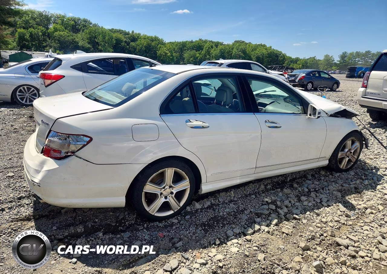 2011 Mercedes-Benz C 300 4Matic VIN:WDDGF8BB1BR155476 - 3