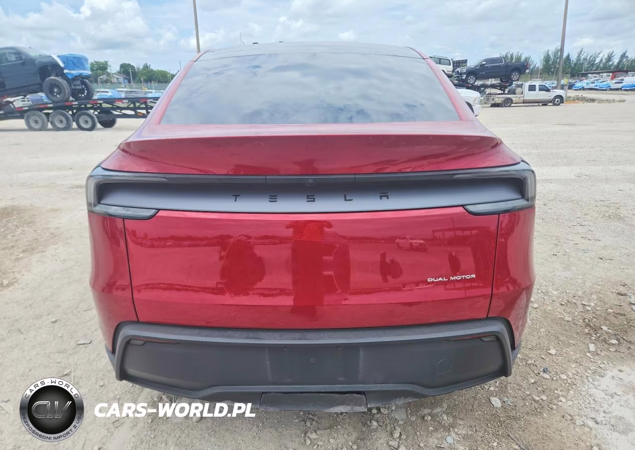 2026 Tesla Model Y VIN:7SAYGDEE3TA470717 - 6