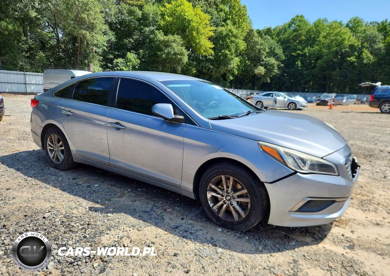 2016 Hyundai Sonata Se VIN:5NPE24AF0GH309619 - 4