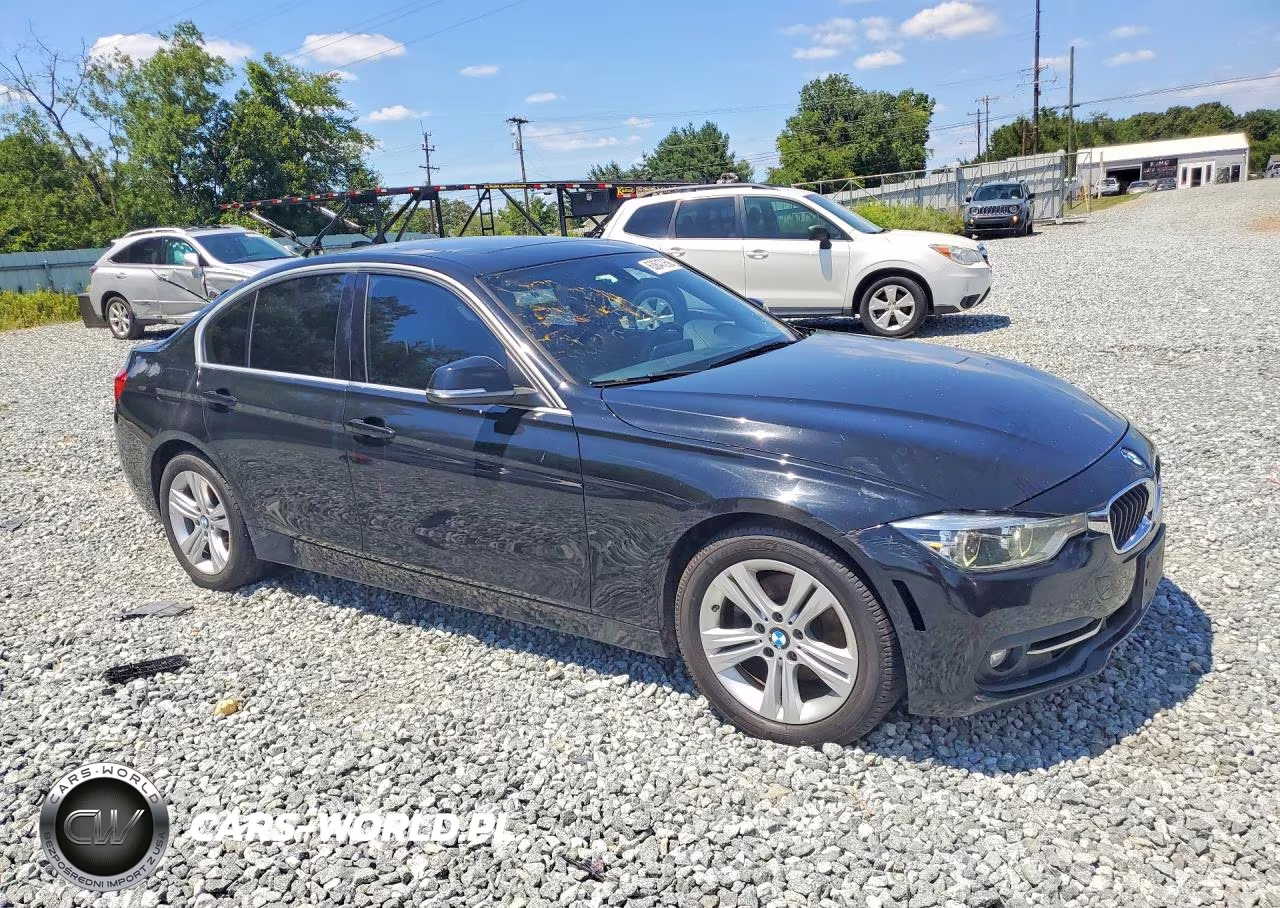 2018 BMW 330 Xi VIN:WBA8D9G57JNU68838 - 4