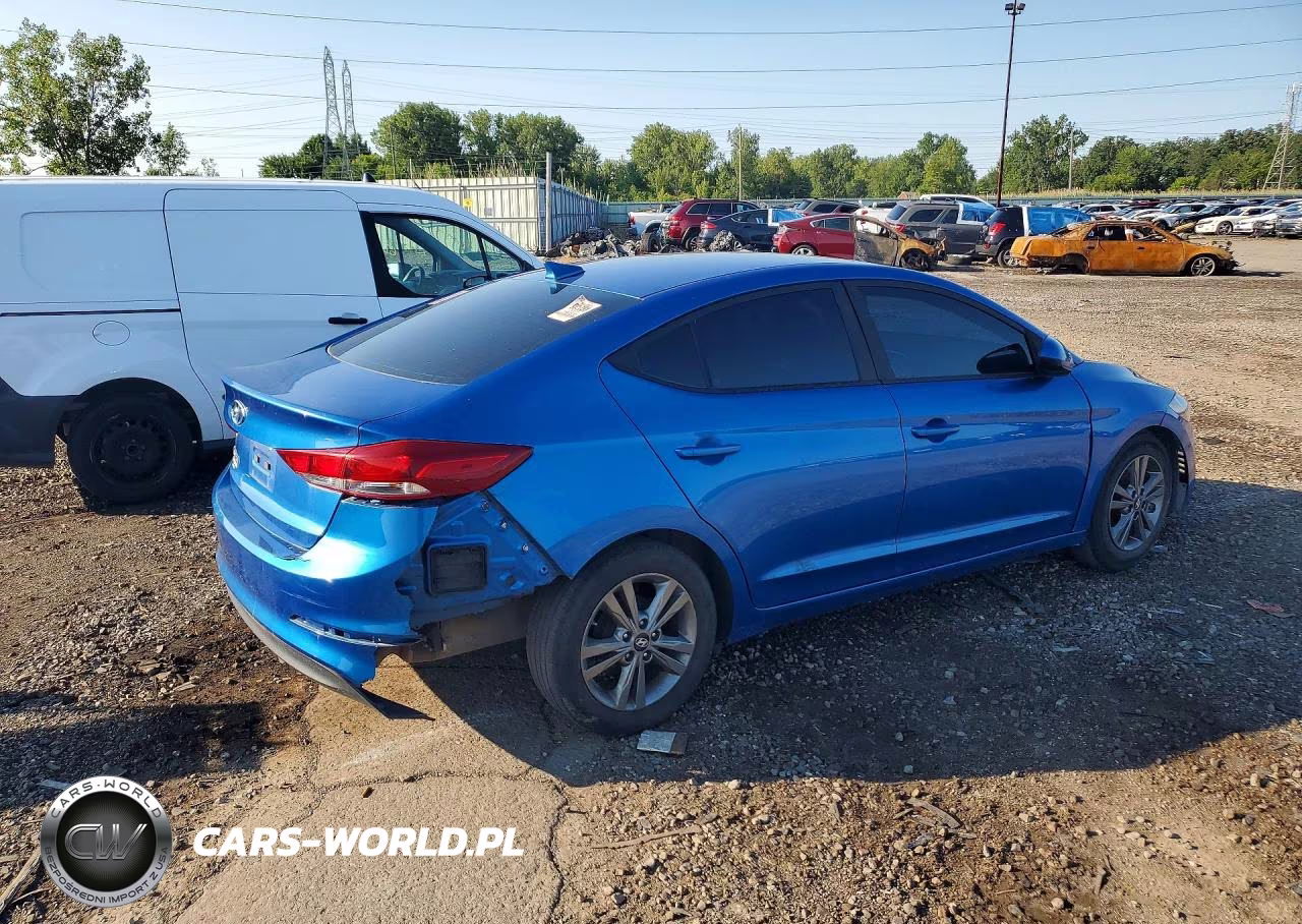 2017 Hyundai Elantra Se VIN:5NPD84LF4HH185590 - 3