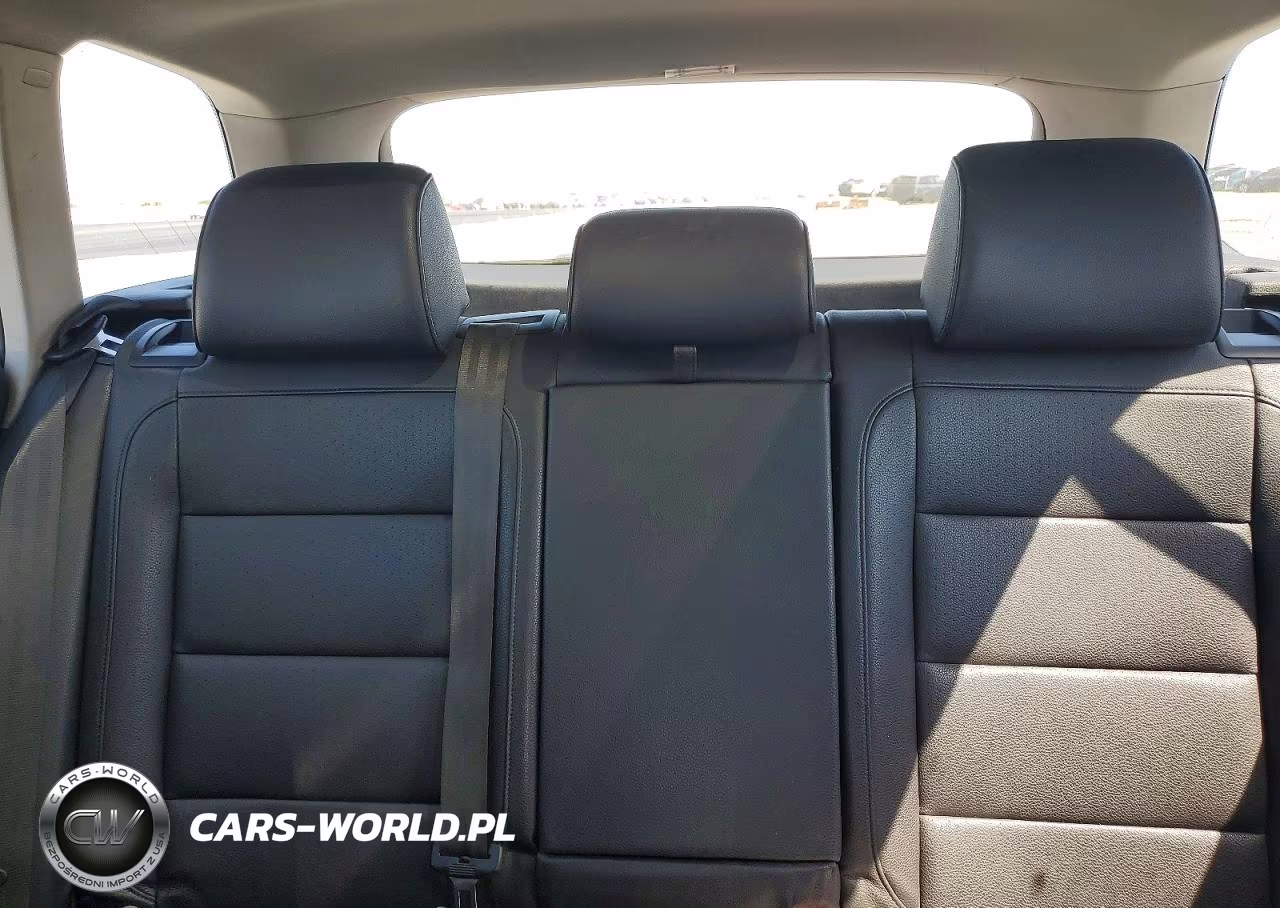2014 Volkswagen Jetta Tdi VIN:3VWPL7AJ4EM627372 - 10
