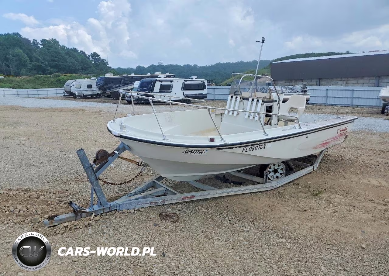 1985 Boston Whaler Boat 18' - Boat VIN:BWC6555BA585 - 2