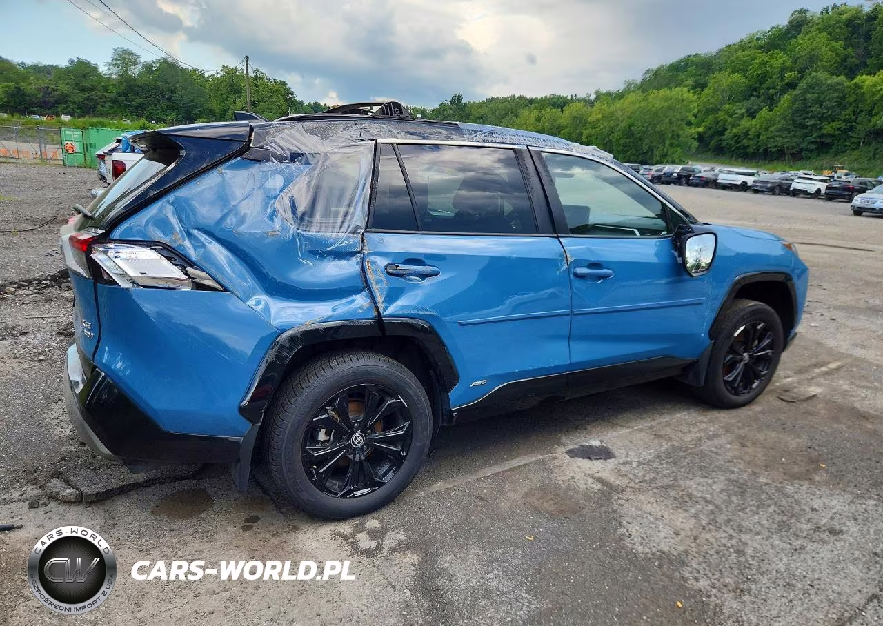 2024 Toyota Rav4 Xse VIN:4T3E6RFV9RU163623 - 3