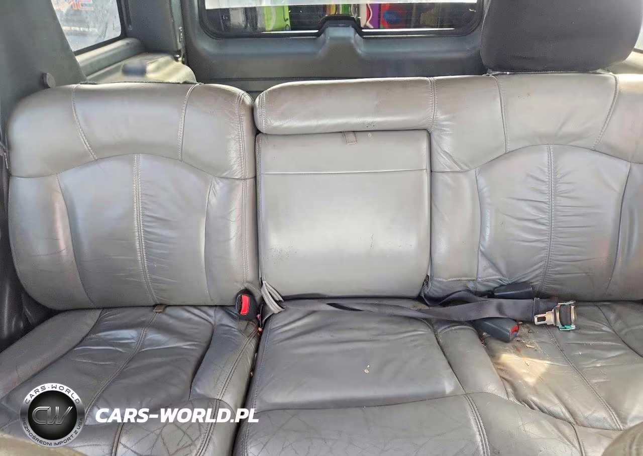 2001 Chevrolet Tahoe C1500 VIN:1GNEC13T61R177908 - 10