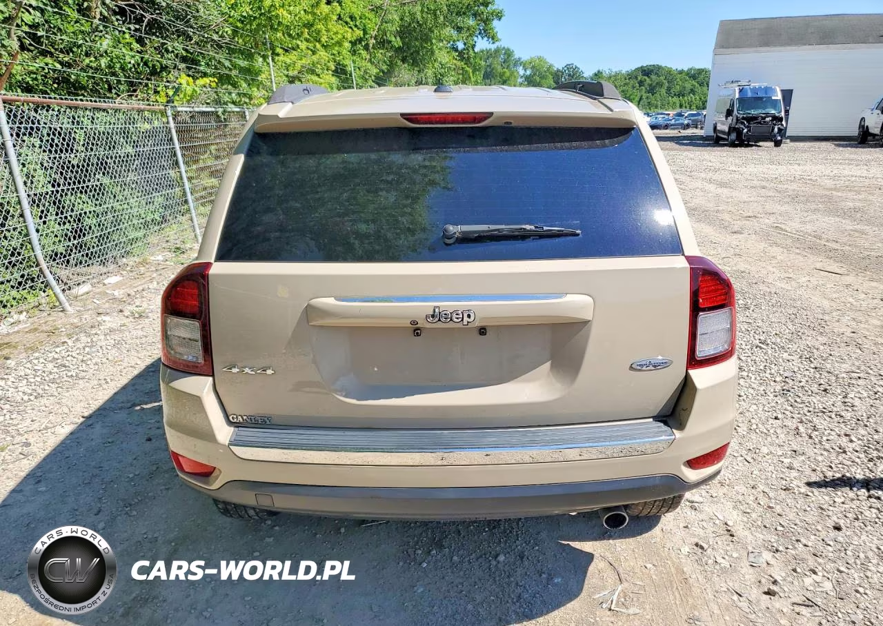 2017 Jeep Compass Latitude VIN:1C4NJDEB5HD175725 - 6