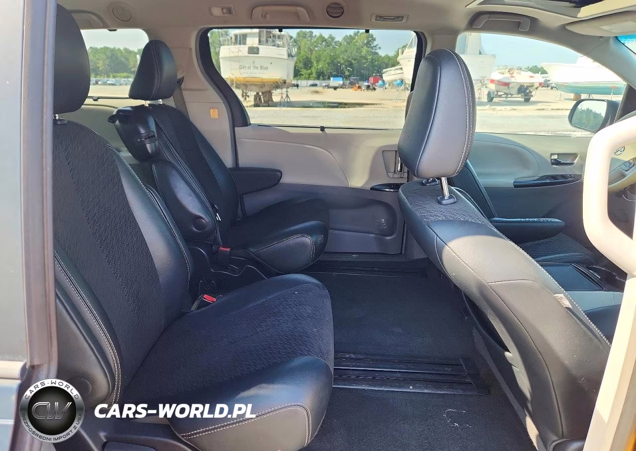 2012 Toyota Sienna Sport VIN:5TDXK3DC0CS239841 - 12