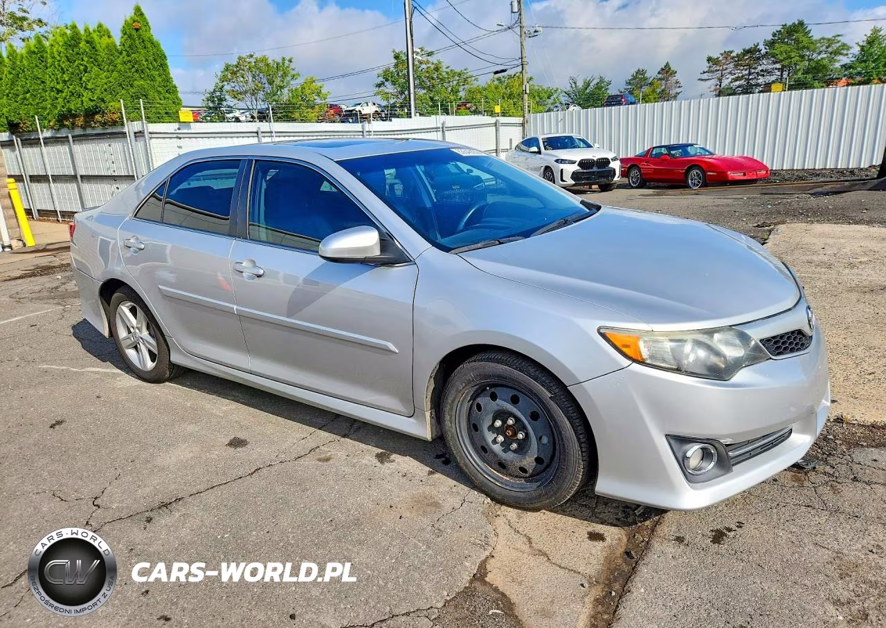 2014 Toyota Camry Se VIN:4T1BF1FK7EU312446 - 4