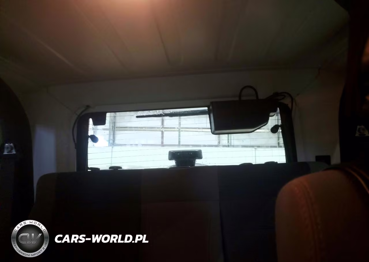 2007 Jeep Wrangler X VIN:1J4FA24197L167837 - 10