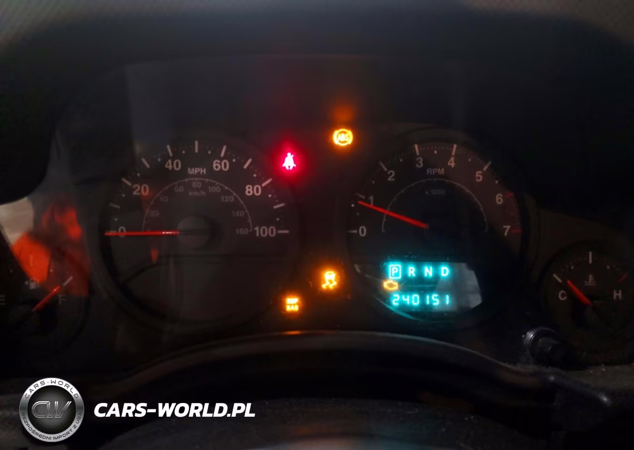 2007 Jeep Wrangler X VIN:1J4FA24197L167837 - 9