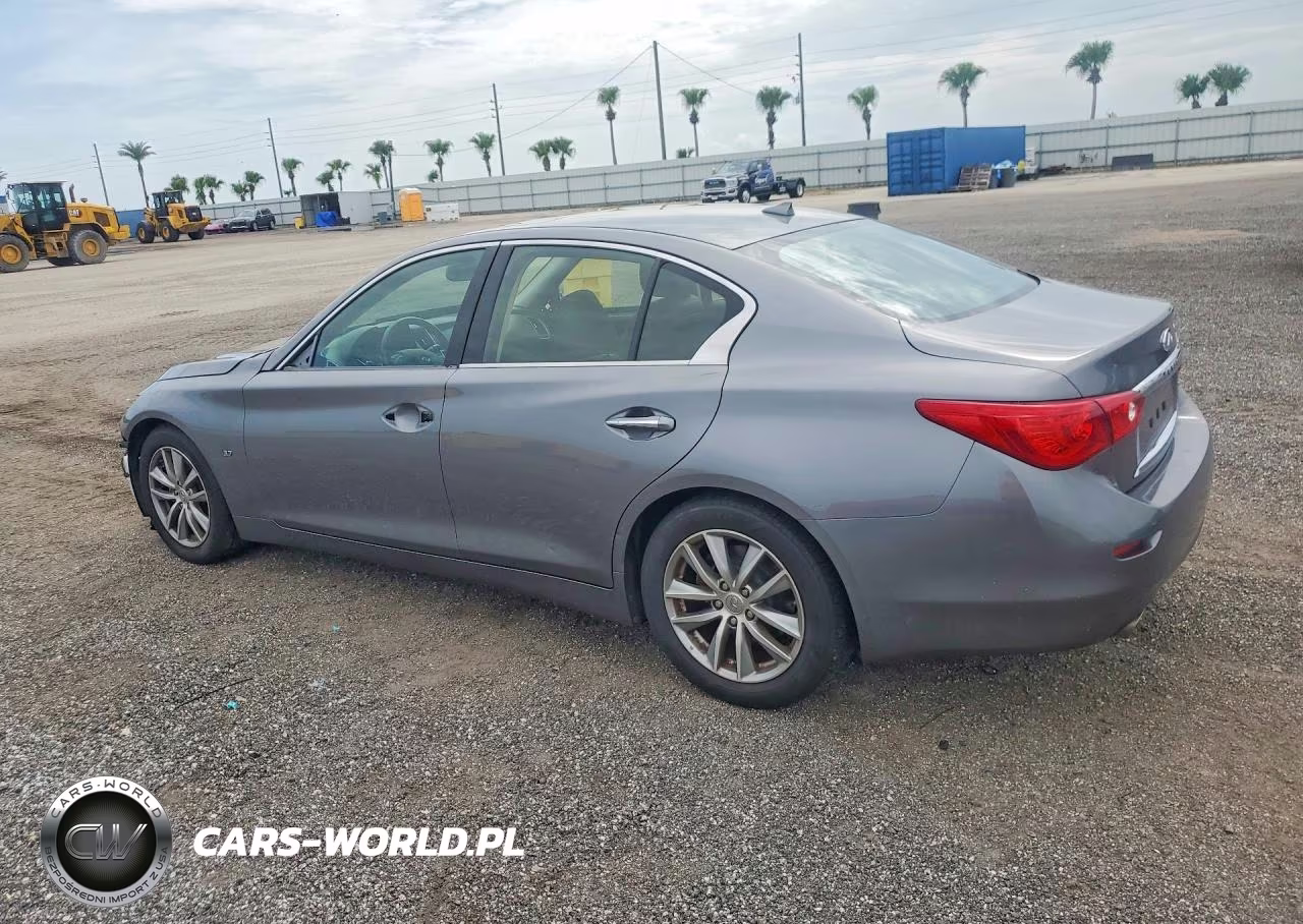 2015 Infiniti Q50 Premium VIN:JN1BV7AP7FM358215 - 2