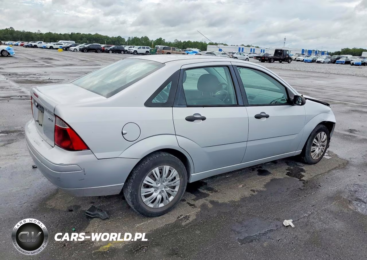 2006 Ford Focus Zx4 VIN:1FAHP34N16W128359 - 3