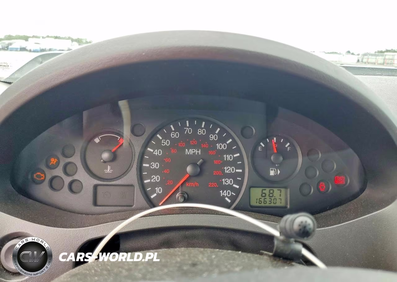 2006 Ford Focus Zx4 VIN:1FAHP34N16W128359 - 9