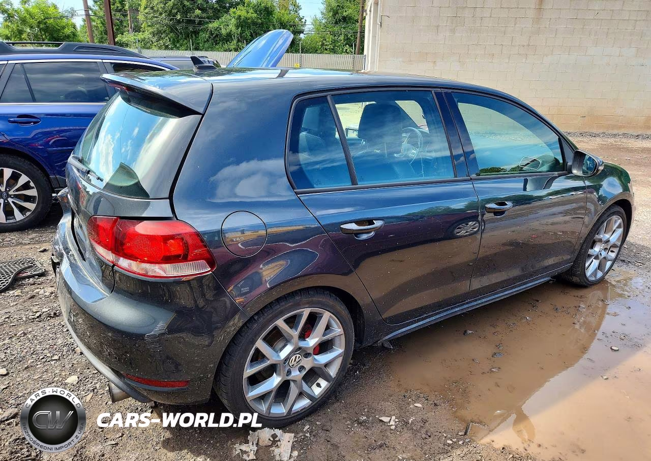 2013 Volkswagen Gti VIN:WVWHD7AJ5DW133007 - 3