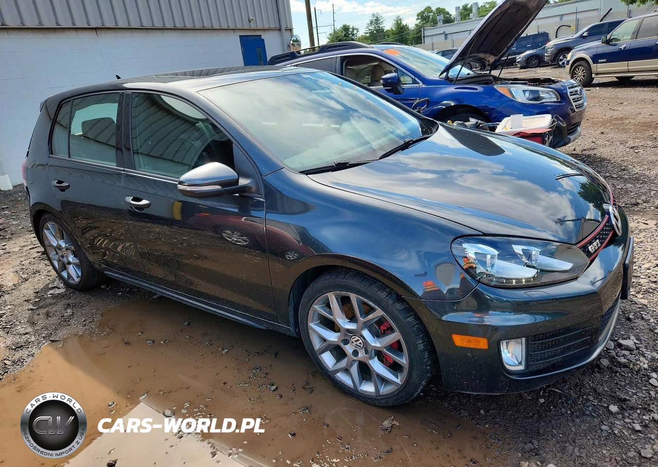 2013 Volkswagen Gti VIN:WVWHD7AJ5DW133007 - 4