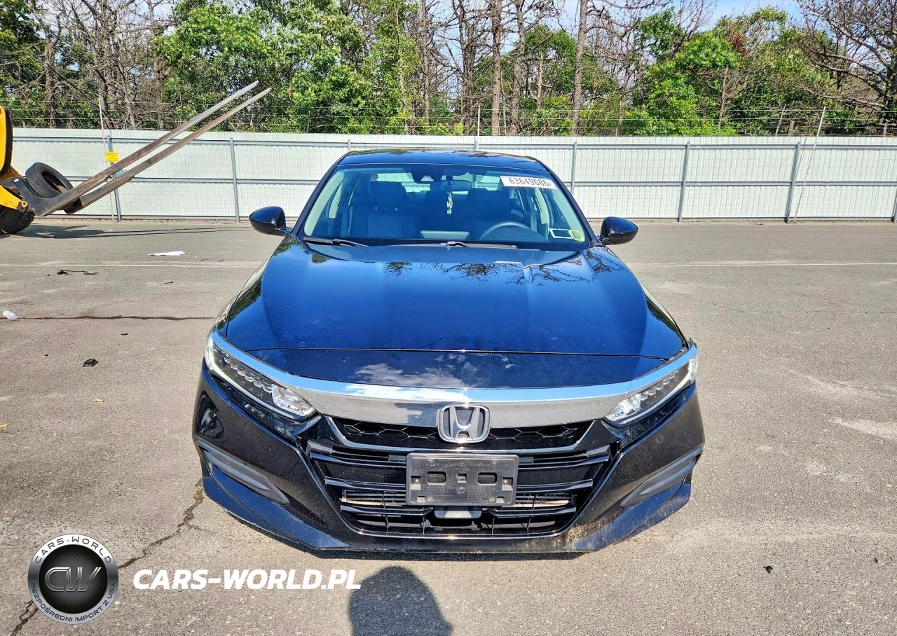 2018 Honda Accord Lx VIN:1HGCV1F1XJA176488 - 5