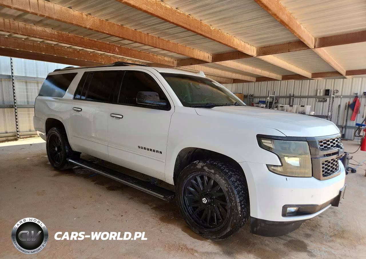 2019 Chevrolet Suburban K1500 Premier VIN:1GNSKJKJ5KR338790 - 4