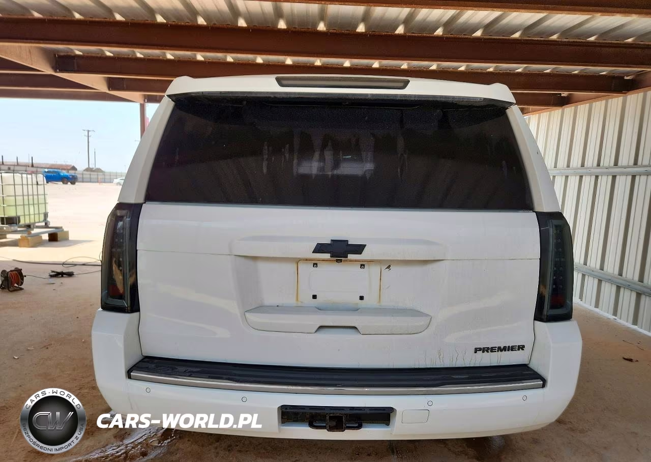 2019 Chevrolet Suburban K1500 Premier VIN:1GNSKJKJ5KR338790 - 6