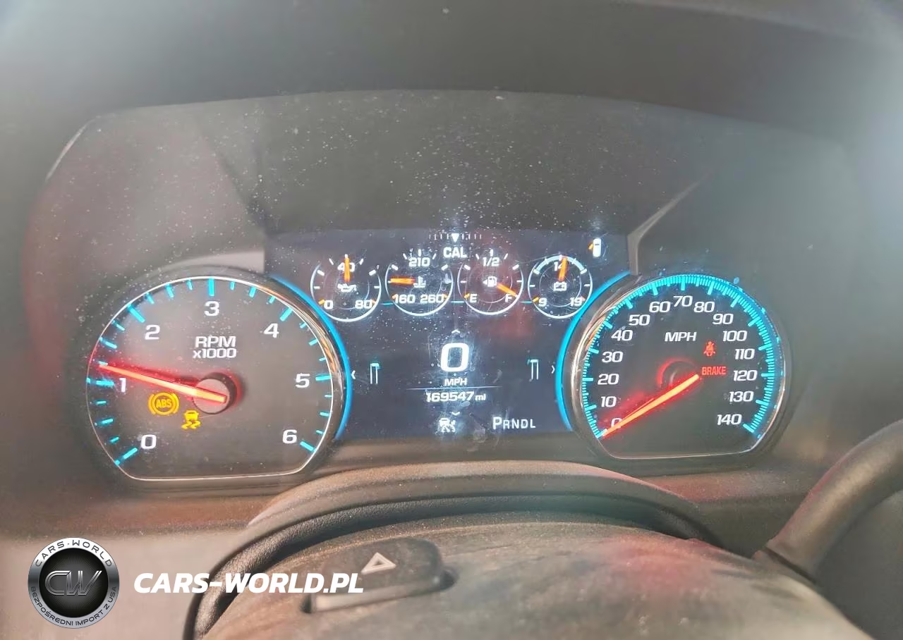 2019 Chevrolet Suburban K1500 Premier VIN:1GNSKJKJ5KR338790 - 9
