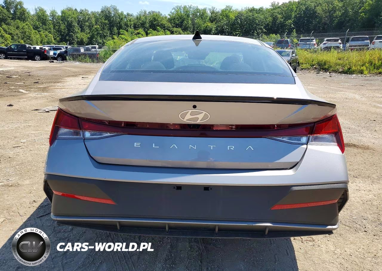 2026 Hyundai Elantra Sel Sport VIN:KMHLM4DG0TU154703 - 6
