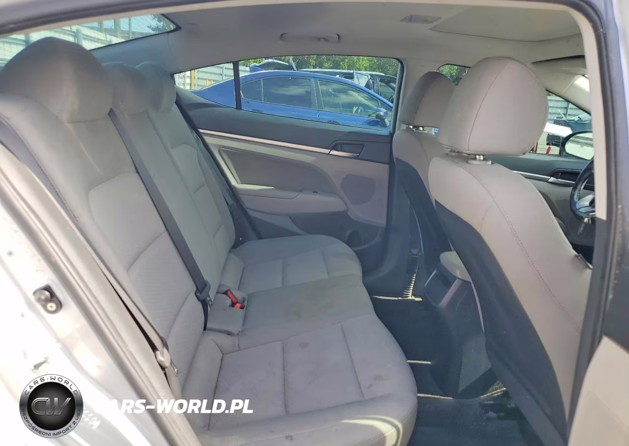 2019 Hyundai Elantra Value Edition VIN:KMHD84LF6KU831012 - 10