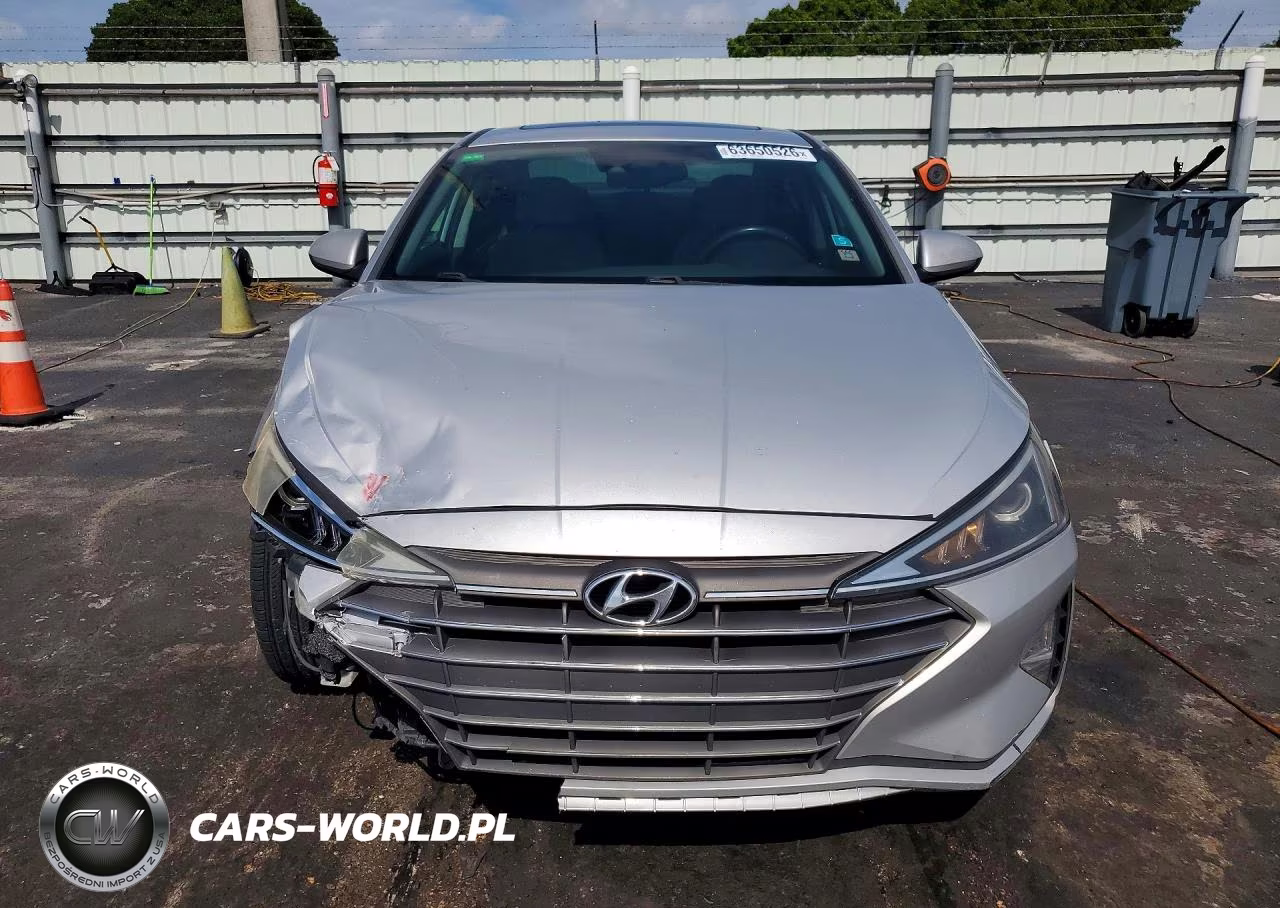 2019 Hyundai Elantra Value Edition VIN:KMHD84LF6KU831012 - 5