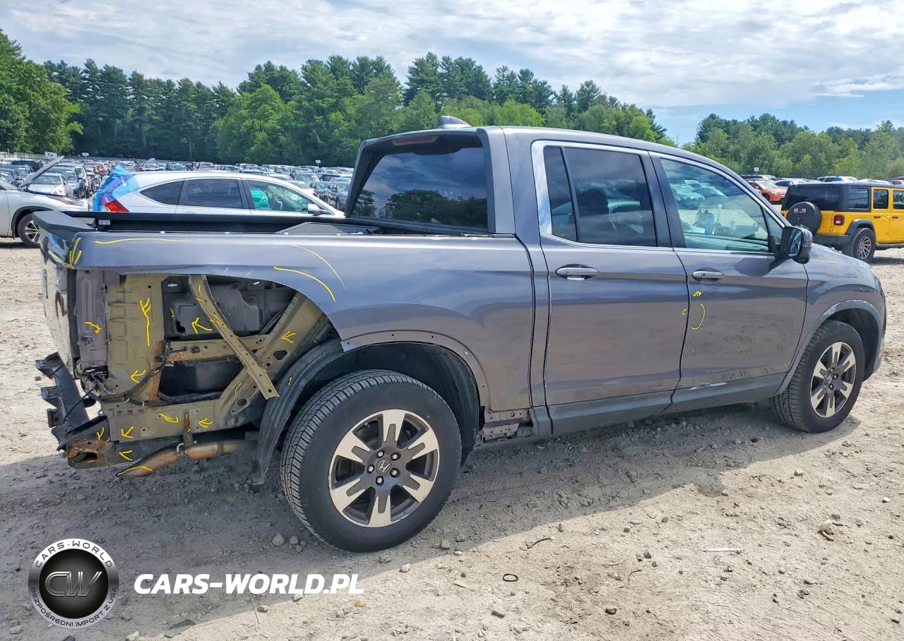 2017 Honda Ridgeline Rtl VIN:5FPYK3F60HB003995 - 3