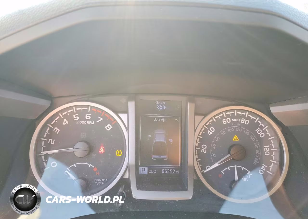 2020 Toyota Tacoma Sr5 V6 VIN:3TMCZ5AN3LM344420 - 9