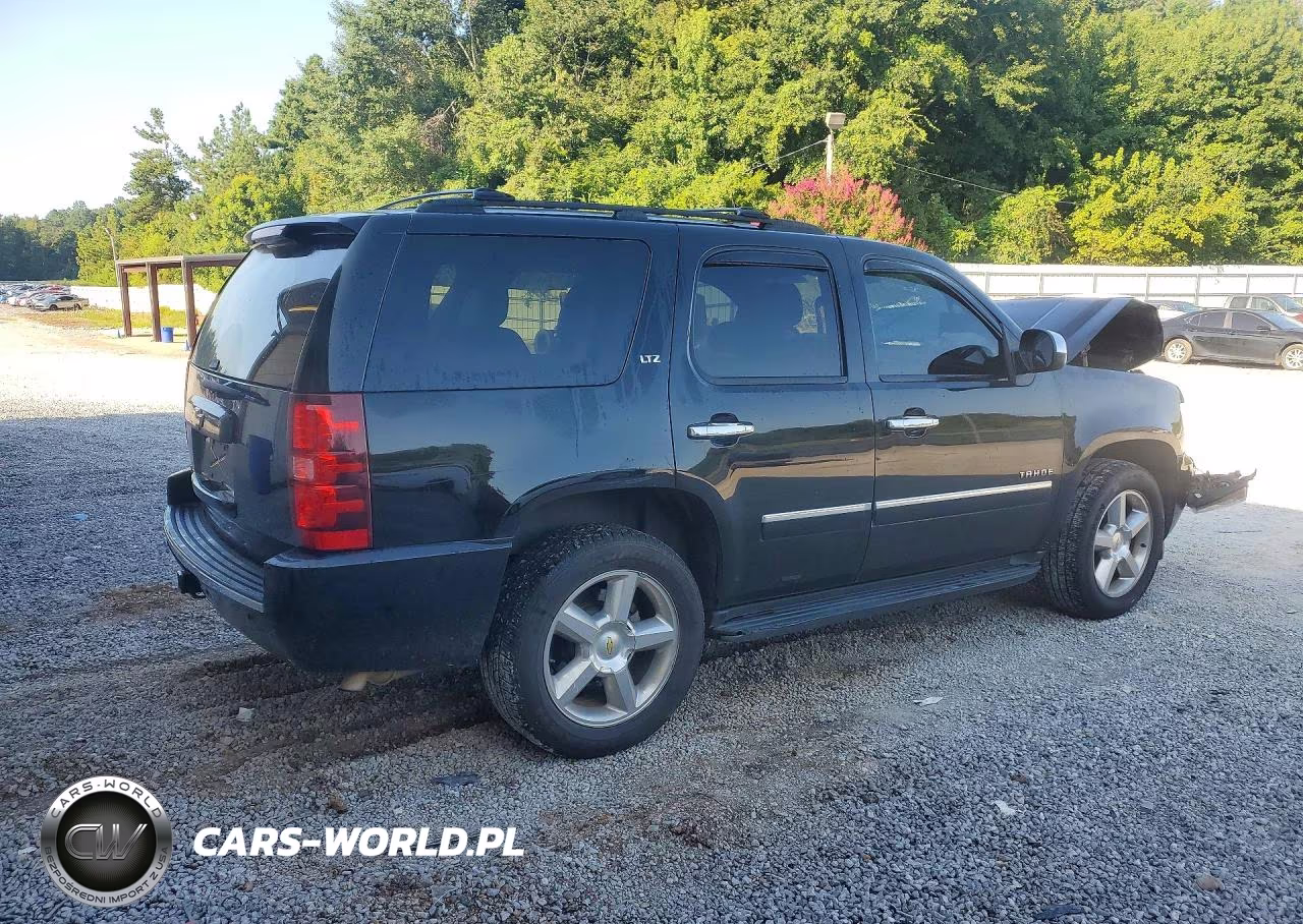 2013 Chevrolet Tahoe C1500 Ltz VIN:1GNSCCE0XDR292596 - 3