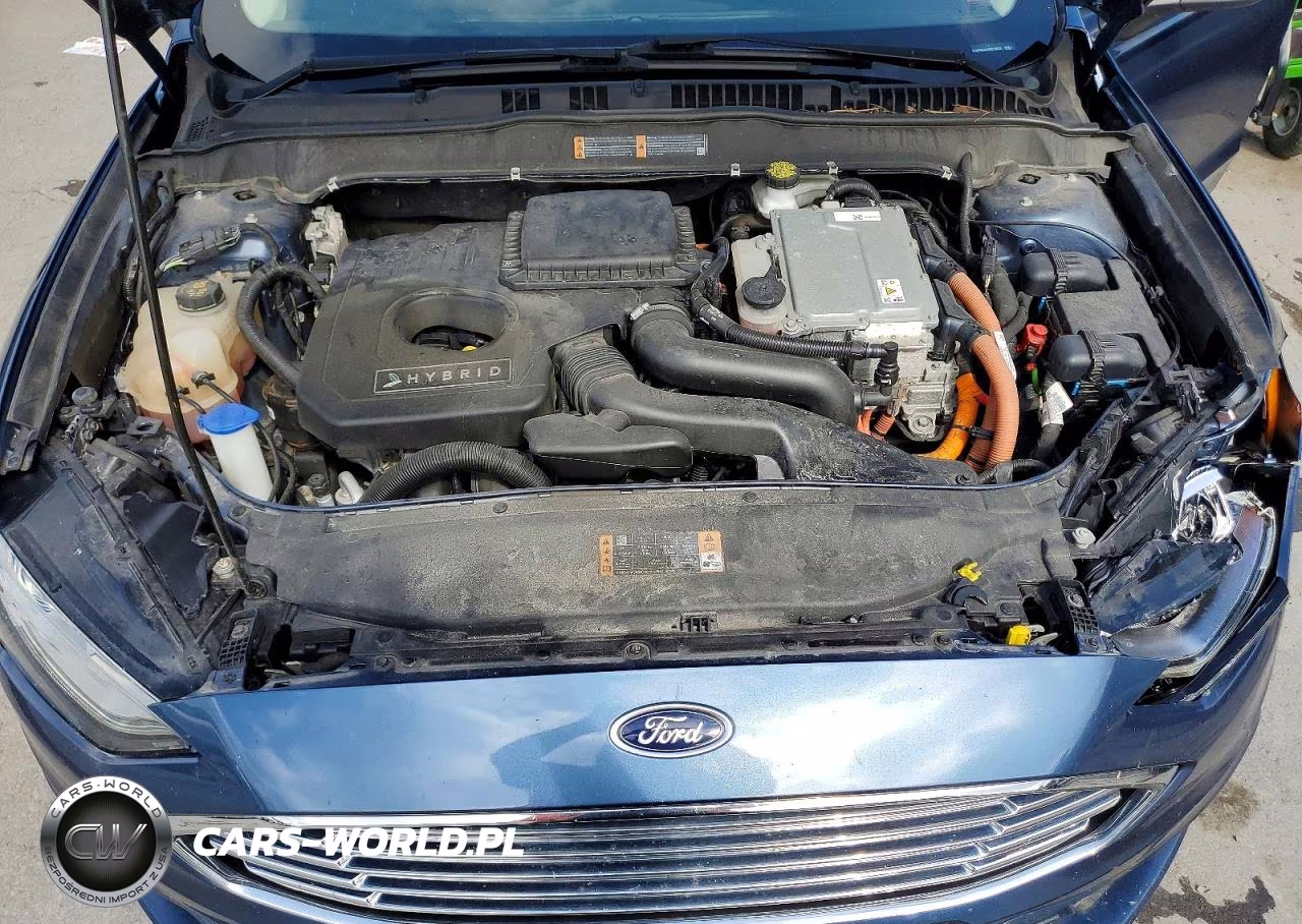 2018 Ford Fusion Se Hybrid VIN:3FA6P0LU4JR275883 - 11