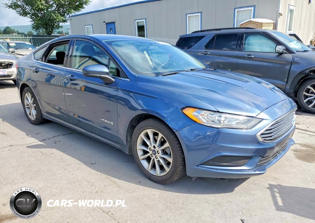 2018 Ford Fusion Se Hybrid VIN:3FA6P0LU4JR275883 - 4