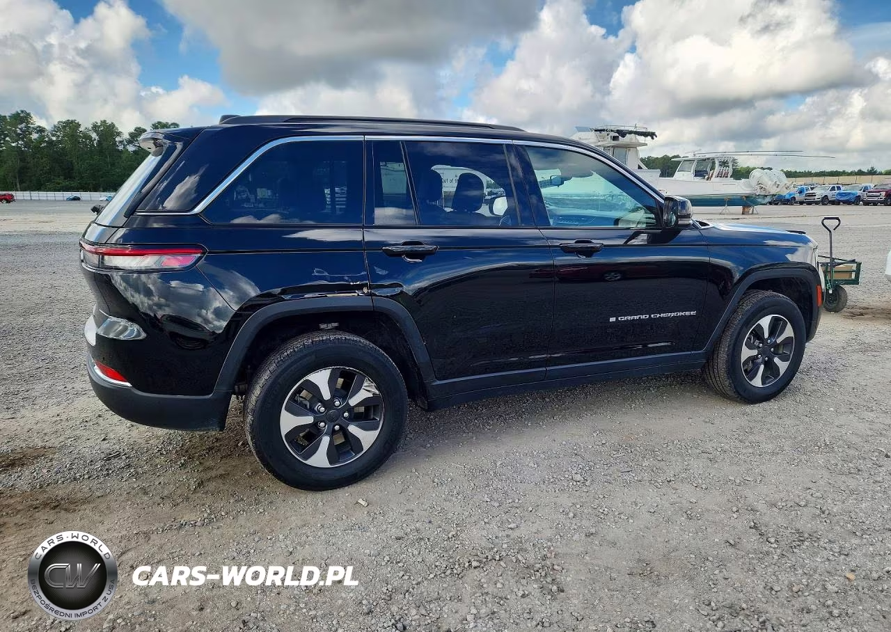 2024 Jeep Grand Cherokee Limited 4Xe VIN:1C4RJYB65R8521086 - 3