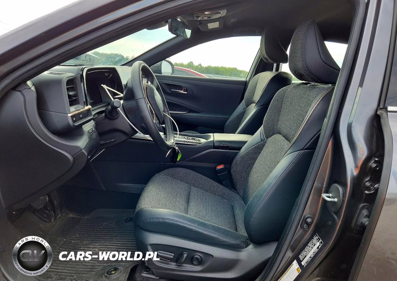 2023 Toyota Crown Xle VIN:JTDAAAAF3P3011125 - 7