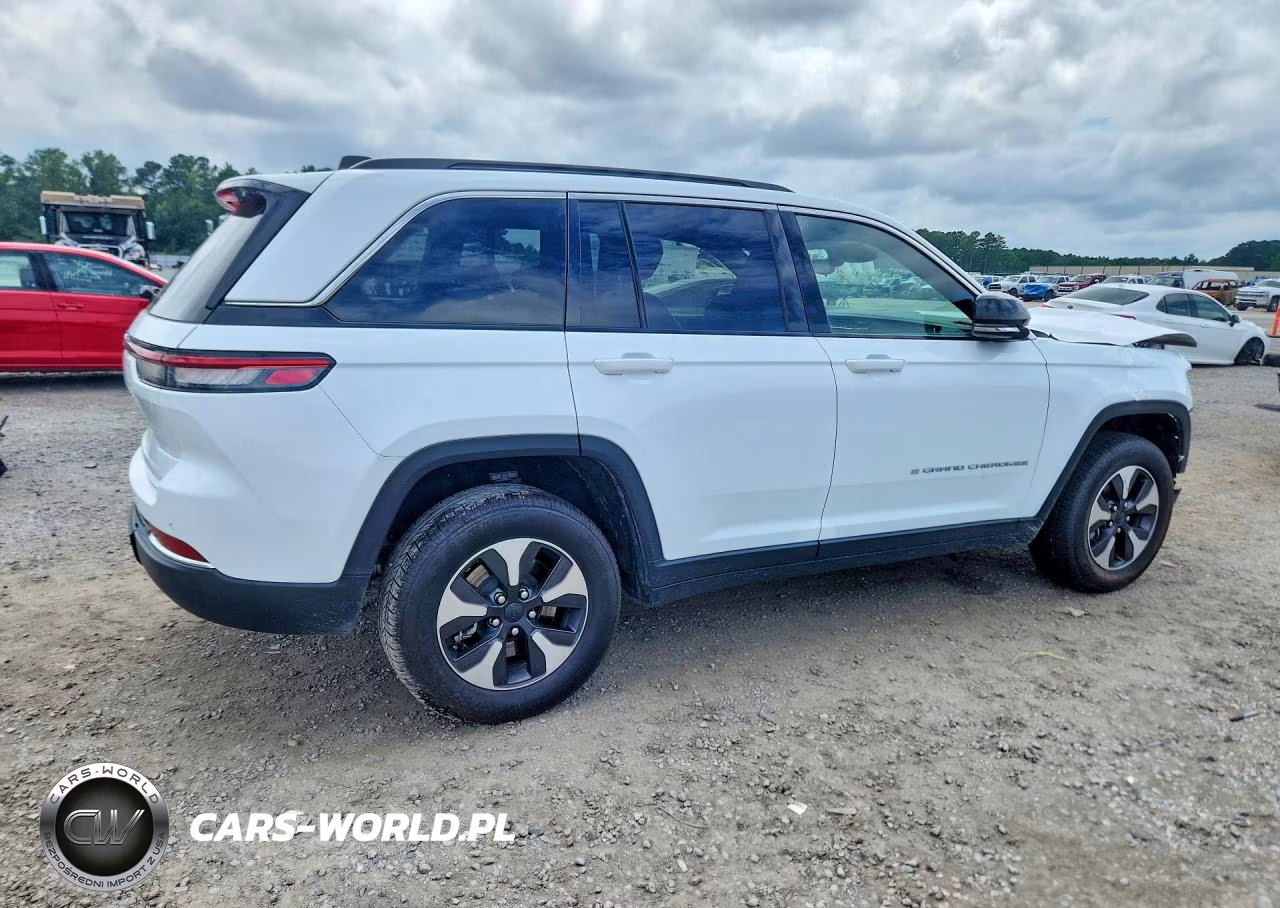 2024 Jeep Grand Cherokee Limited 4Xe VIN:1C4RJYB63R8516016 - 3