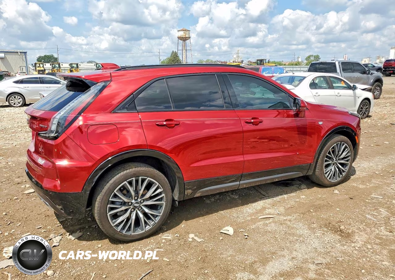 2024 Cadillac Xt4 Sport VIN:1GYFZER4XRF140385 - 3