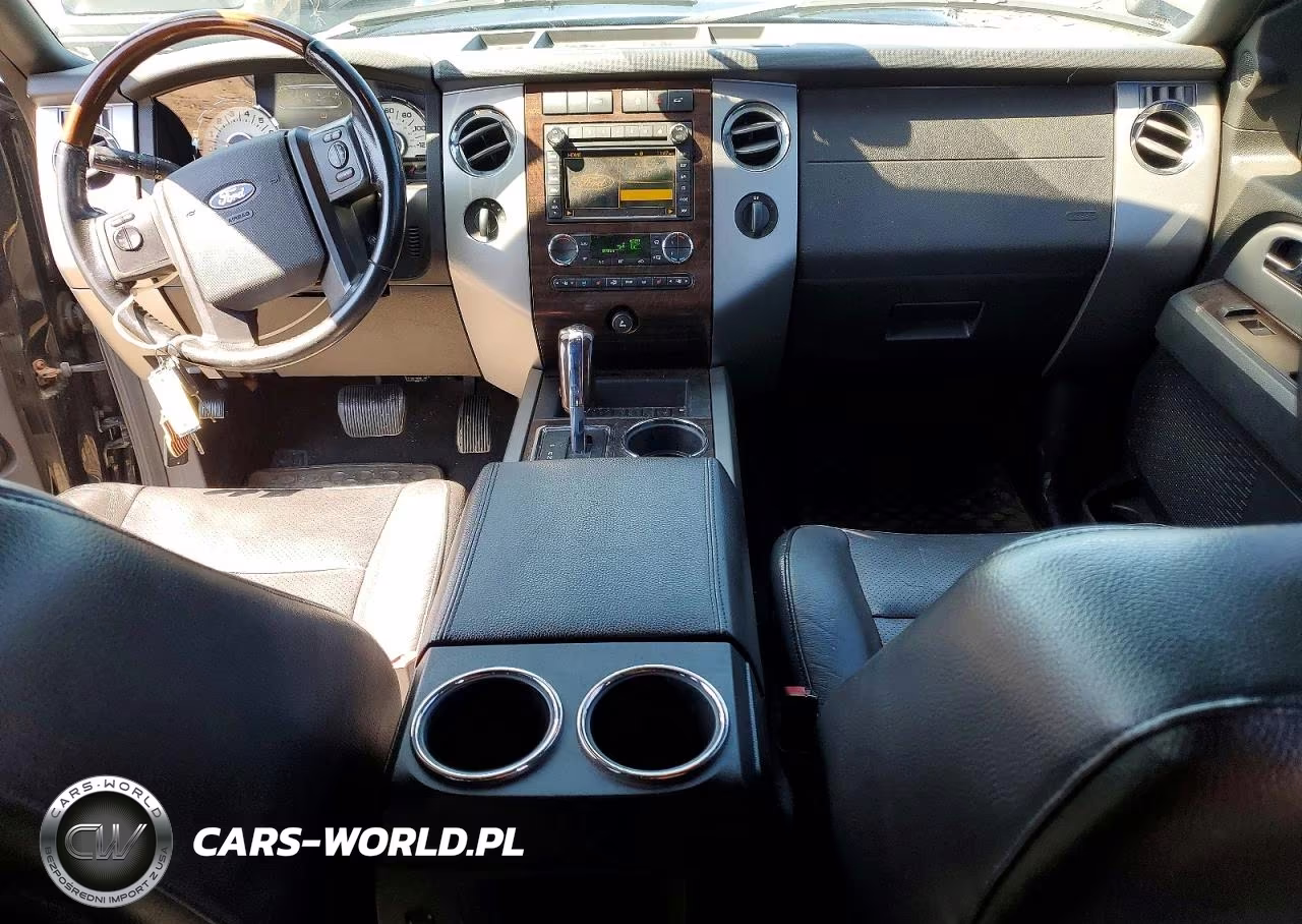 2010 Ford Expedition Limited VIN:1FMJU2A56AEA17884 - 8