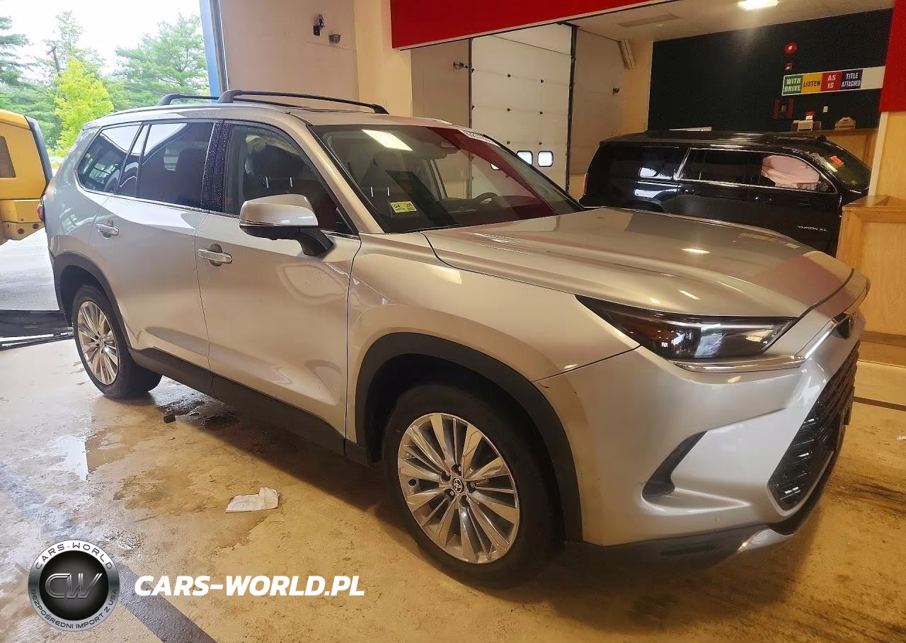 2024 Toyota Grand Highlander Platinum VIN:5TDAAAB53RS043774 - 4