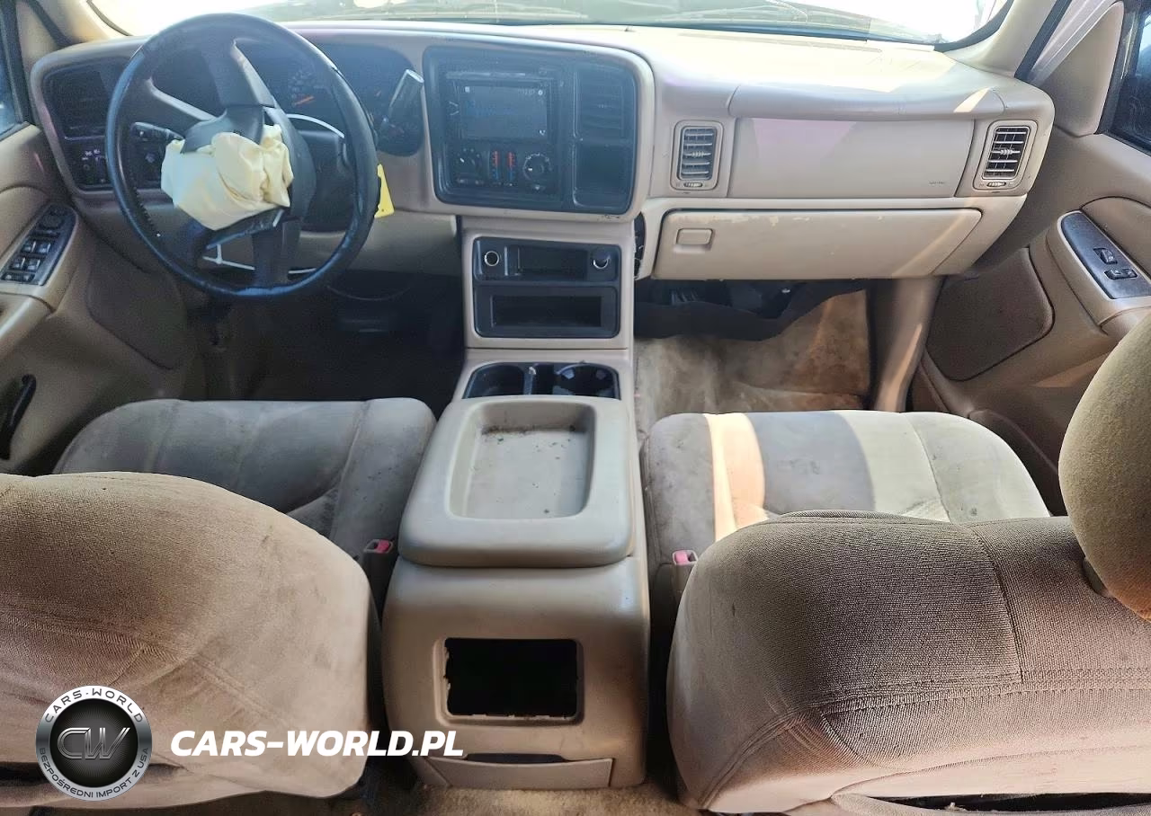 2004 Chevrolet Tahoe C1500 VIN:1GNEC13VX4R285390 - 8