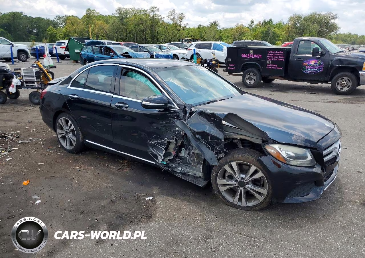 2015 Mercedes-Benz C 300 VIN:55SWF4JB8FU076333 - 4