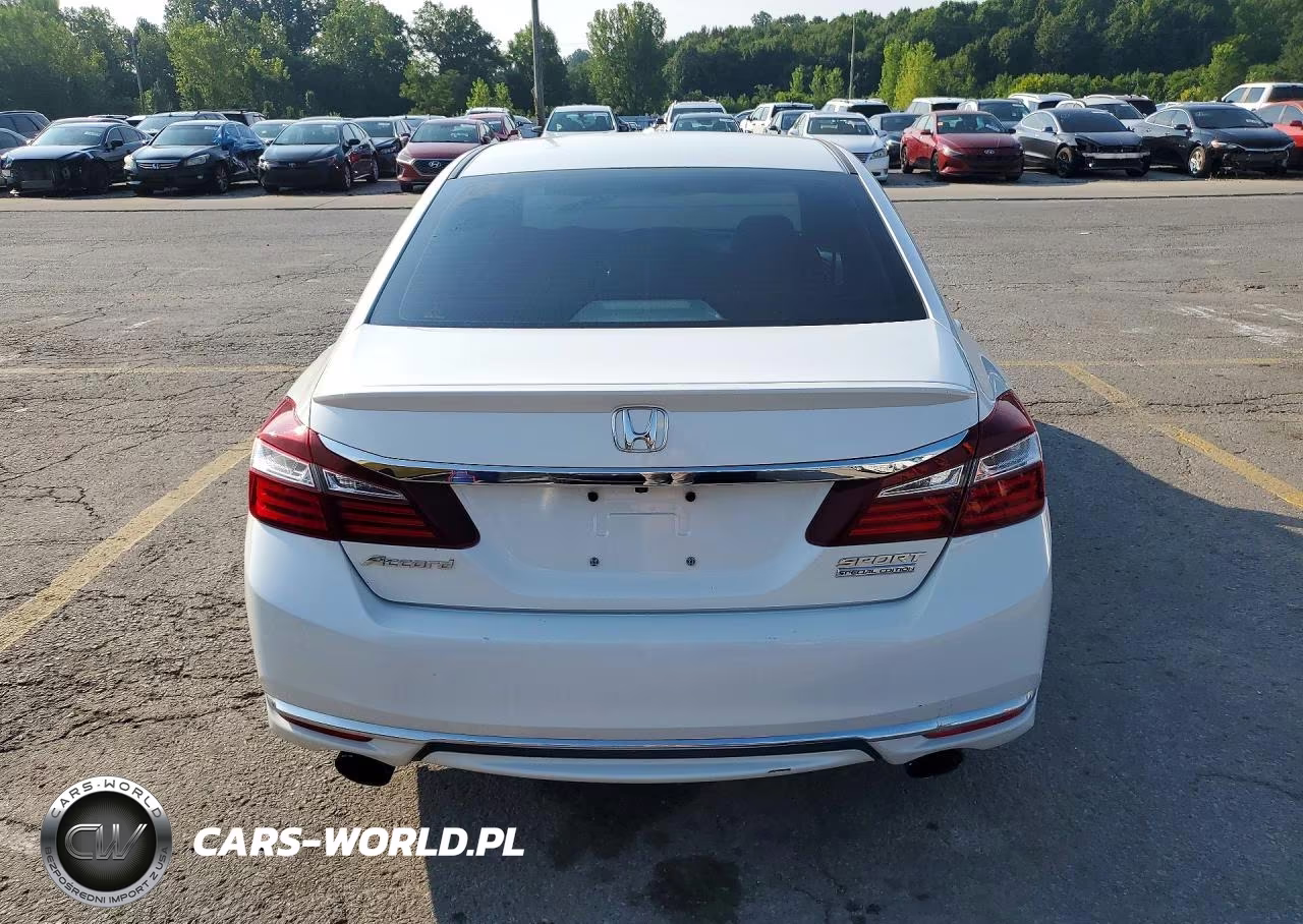 2017 Honda Accord Sport Special Edition VIN:1HGCR2F10HA053030 - 6