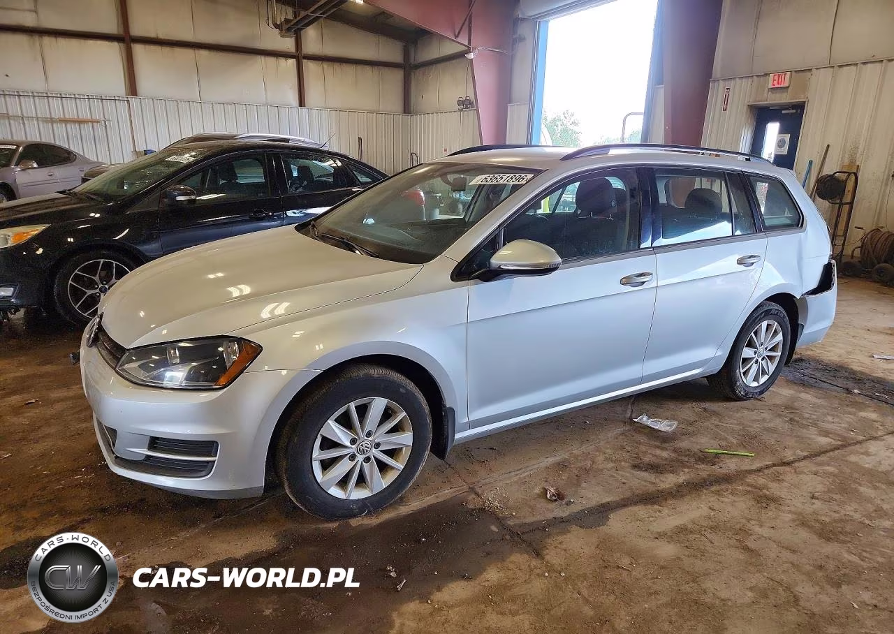 2016 Volkswagen Golf Sportwagen S