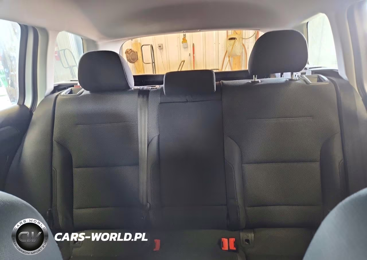2016 Volkswagen Golf Sportwagen S VIN:3VWC17AU3GM509489 - 10