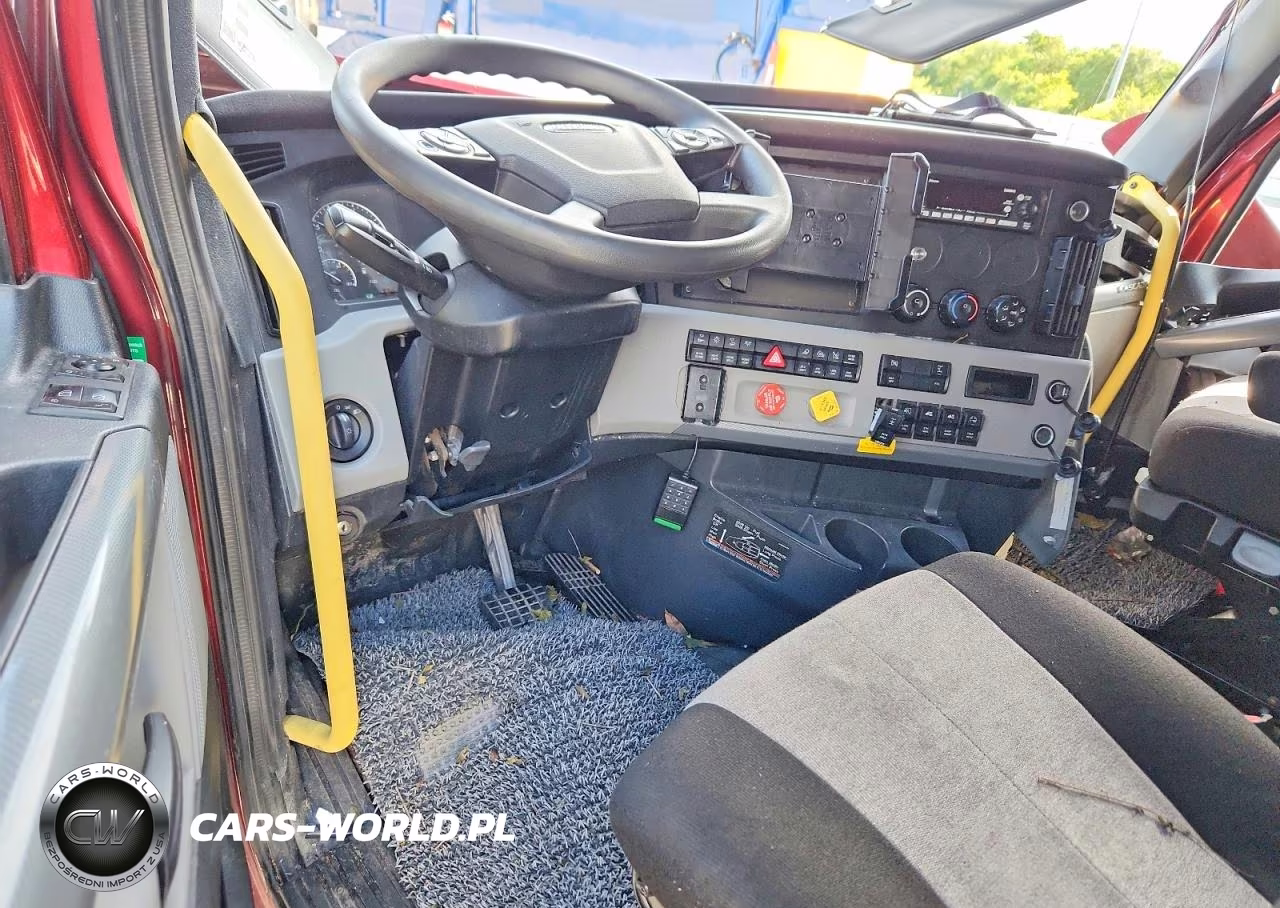 2022 Freightliner Cascadia 126 Semi Truck VIN:1FUJHHDV8NLNA8308 - 8